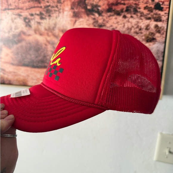 Dresses in Lala trucker hat - Picture 2 of 4